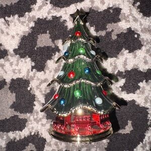 B&BW tree light Wallflower.